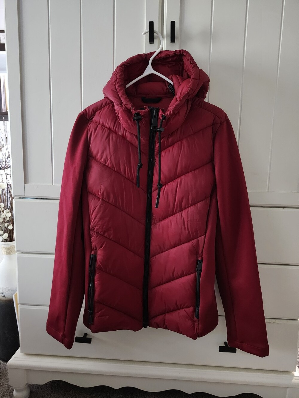 DKNY Red Women's Quilted Hooded Jacket Sz M
